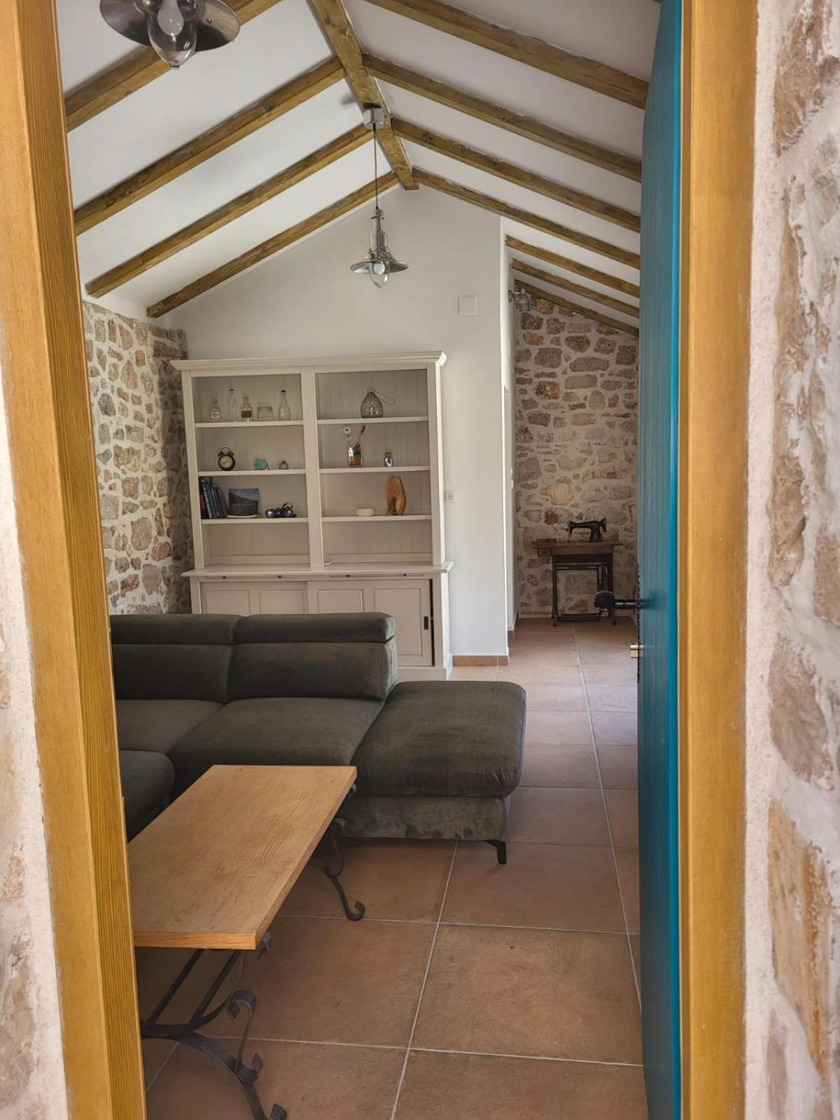 הוילה ווינייראץ Stone House Knezevic מראה חיצוני תמונה